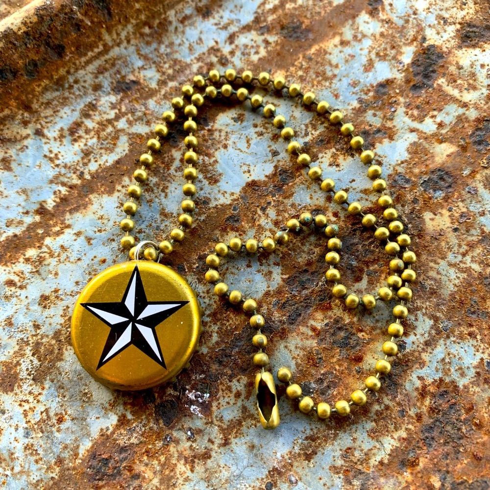 Charming Lonestar bottle cap necklace